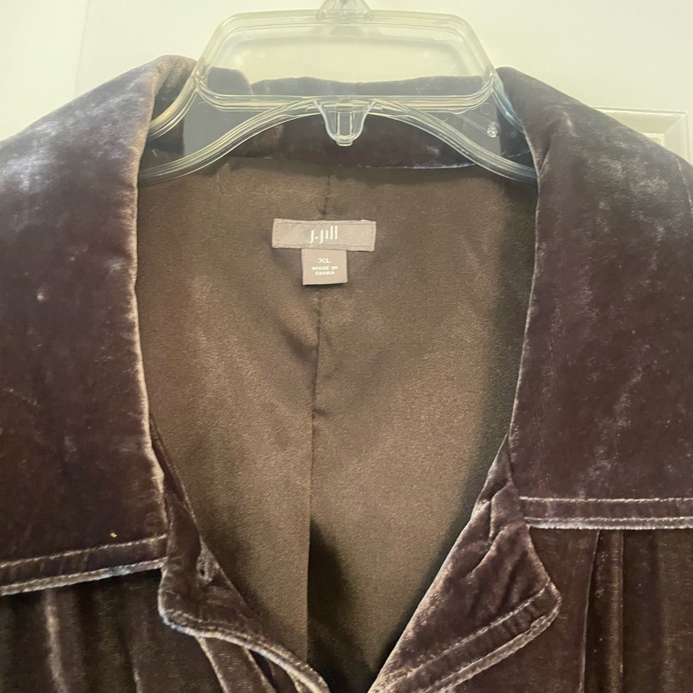 Jill velour jacket size XL